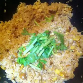 Make Chestnut fried rice step 6