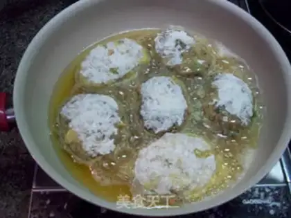 Make Fried beef cake step 12