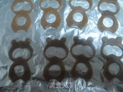 Make Little bear, little squirrel step 16