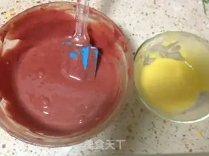 Make A red-coloured cake roll step 7