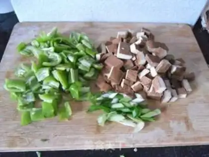 Make Pepper fried tofu step 0