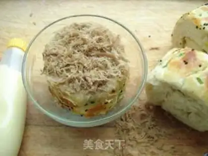 Make Onion pine rolls step 10