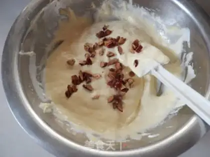 Make Red-tree cupcakes step 9