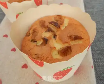 Make Red-tree cupcakes step 11
