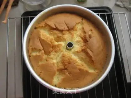 Make Football cake step 0