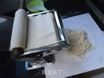Make Squirty noodles step 0