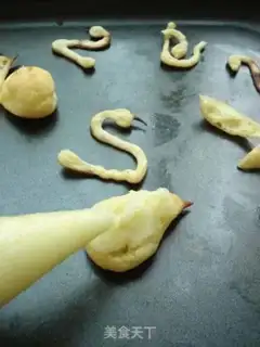 Make Potato mashed swan puff step 15