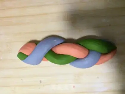 Make Three-coloured bouquets step 11