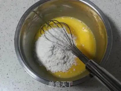 Make Meat pine cake rolls step 4