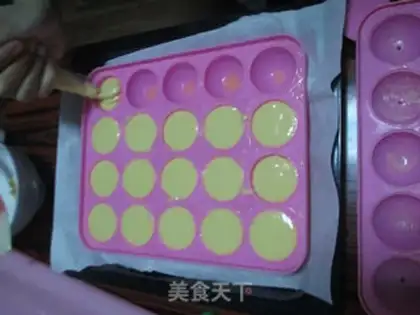 Make Lollipop cake step 9