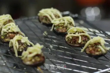 Make Cheese-cracking mushrooms step 7