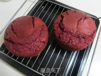Make Red velvet cake step 11