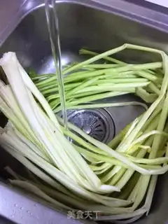 Make The seameat gravy step 2