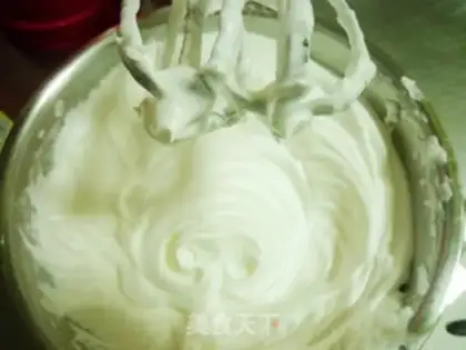 Make Autumn butter cream cake step 10