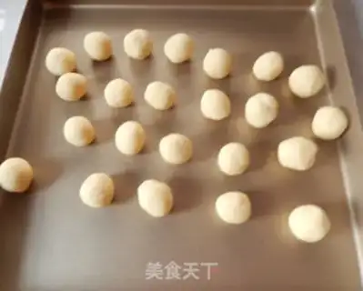 Make Happy New Year frosting cookies step 12