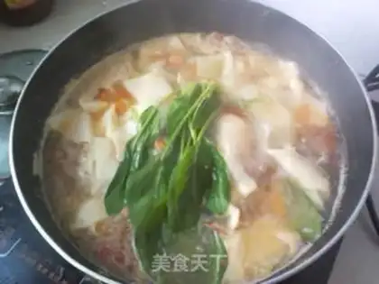 Make Xinjiang lamb soup step 12