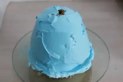 Make Princess Frozen Cake step 20