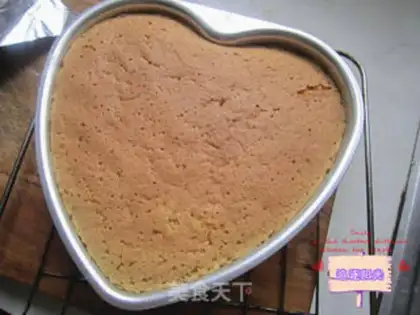 Make Autumn butter cream cake step 23