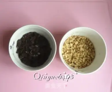 Make walnut sugar bag step 2