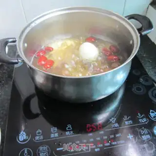 Make Red sugar, red date, cinnamon step 4
