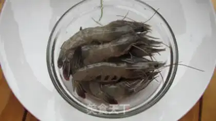 Make Shrimp congee step 1