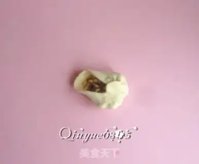 Make walnut sugar bag step 10