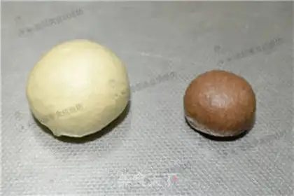 Make Two-colour toast bricks step 1