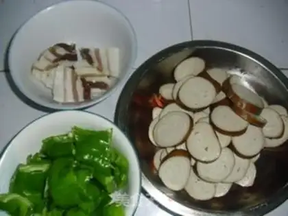 Make Chicken with pork step 1