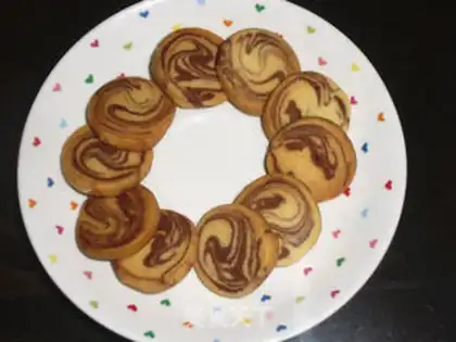 Make Flower cookies step 10