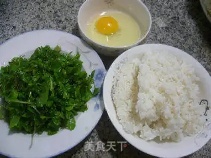 Make Eggs and rice step 0