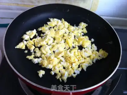 Make Eggs for the abalone tomatoes step 3