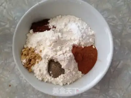 Make A cup of gingerbread house step 5