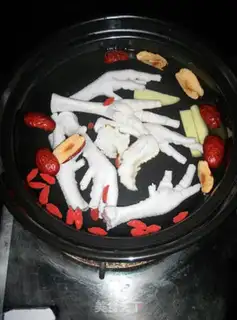 Make As a chicken