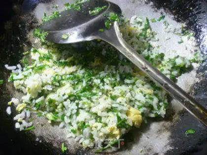 Make Eggs and rice step 8