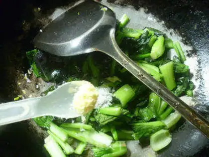 Make Garlic pickles step 6