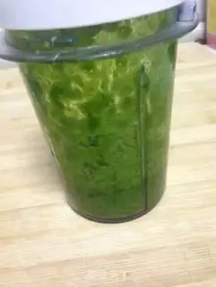 Make Spinach omelet step 1