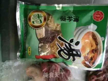 Make Peanut foot soup step 2