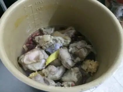 Make Peanut foot soup step 4