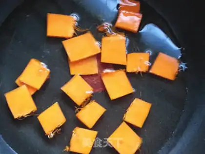 Make Pumpkin noodle soup step 3