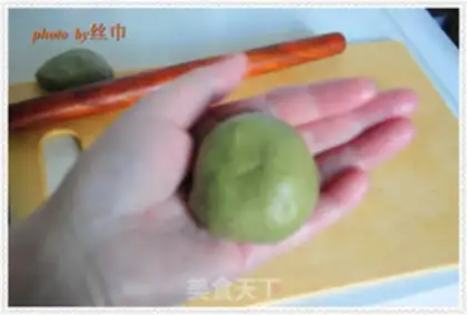 Make Handmade Christmas bread step 10