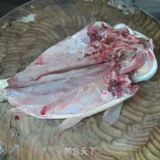 Make Onion fried fish step 1