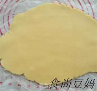 Make Christmas frosting cookies step 9