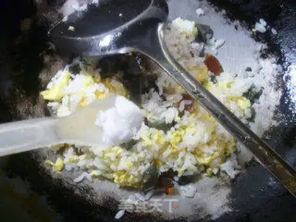 Make Double egg fried rice step 7