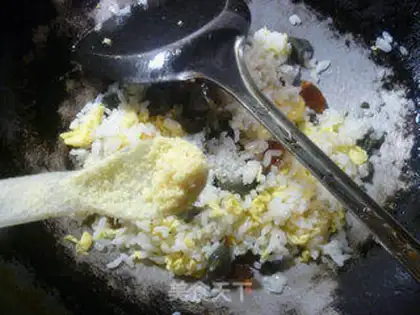 Make Double egg fried rice step 8