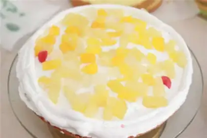 Make Christmas garter cake step 15