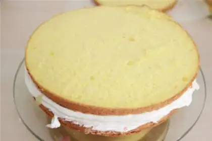 Make Christmas garter cake step 16