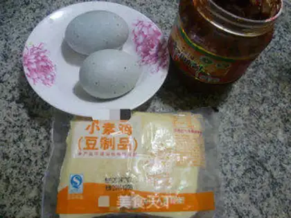Make Sour chicken with eggs and eggs step 0