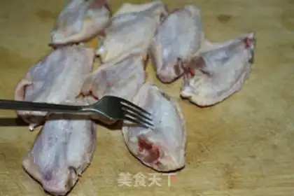 Make Roasted chicken wings with hot sauce step 0