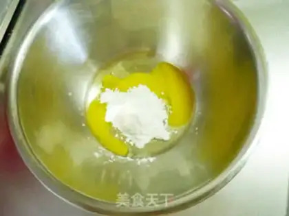Make Honey egg milk buns step 1