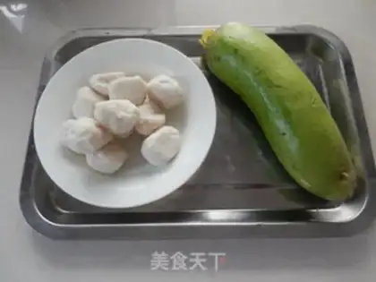 Make Blue radish fishball soup step 0